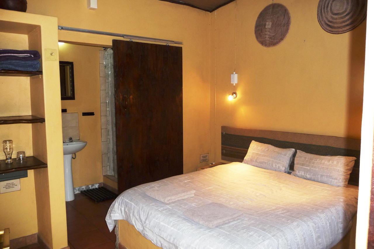 Isinkwe Bush Camp Lodge